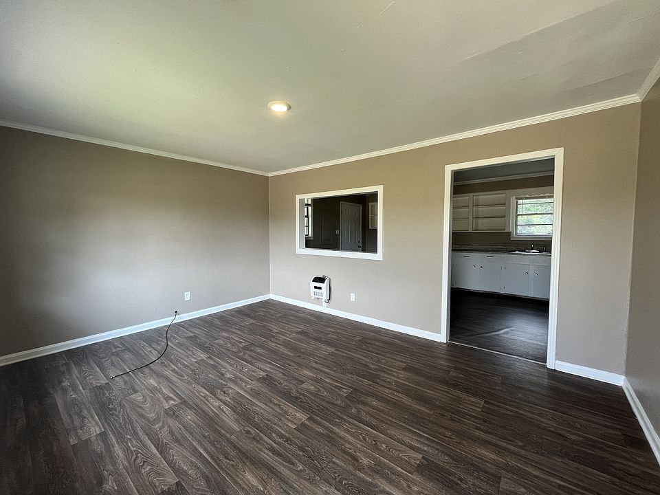 2nd image of 606 S Washington Ave #1