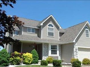 6143 Hedgerow Cir, Grand Blanc, MI 48439