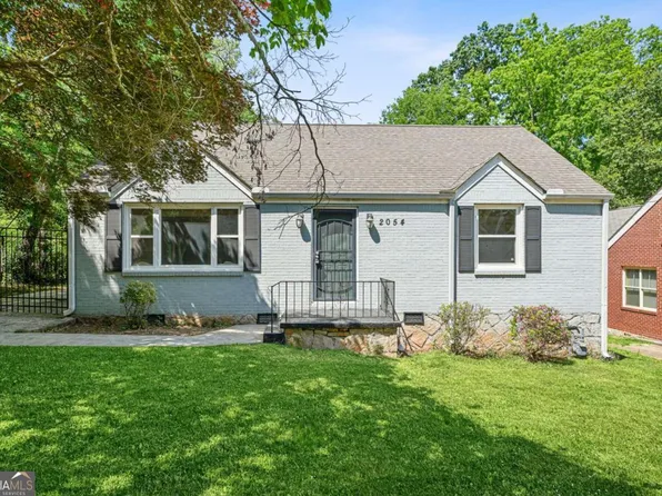 2054 Cogar Dr, Decatur, GA 30032