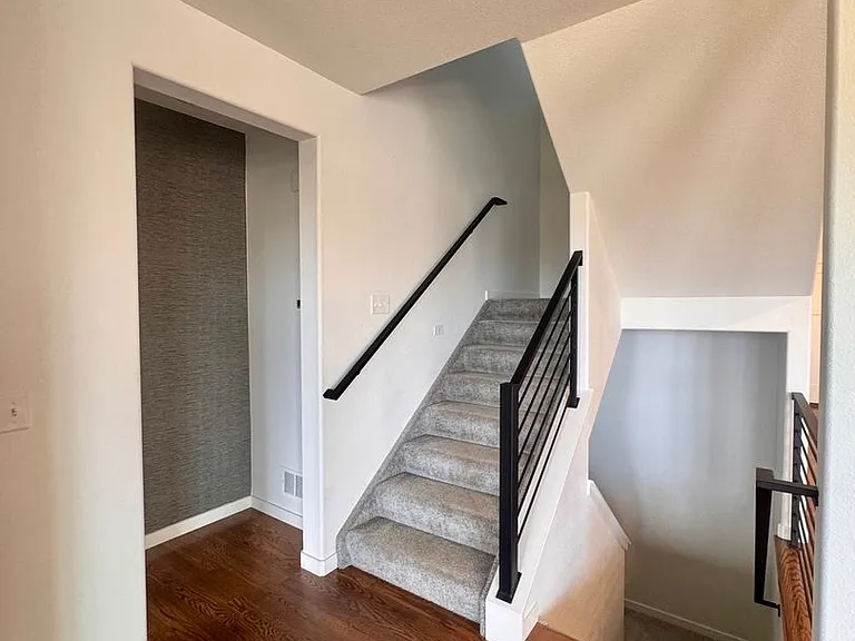 8275 Nat Love Dr — Photo 20