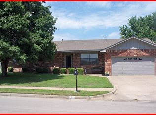 6632 Baylor Dr, Bartlesville, OK 74006