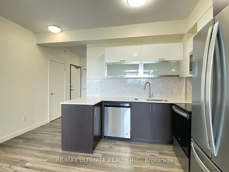 128 King St N #710 — Photo 10