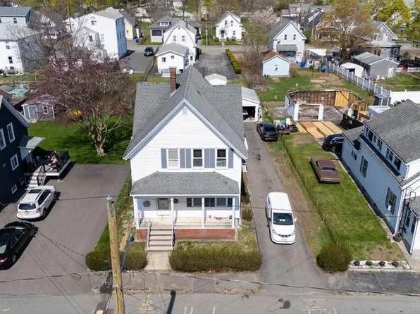 31 Benefit St, Taunton, MA 02780