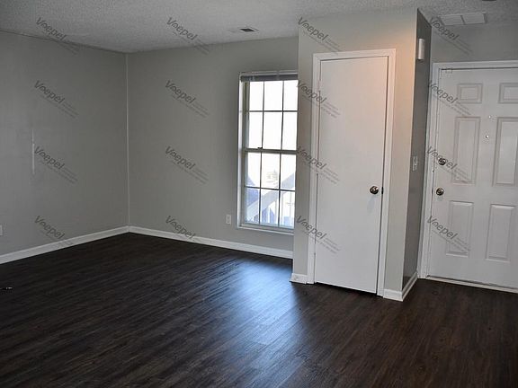 4th image of 10025 E 67th St #10025