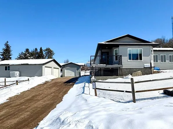 4721 W 52nd St, Innisfree, AB T0B 3T0