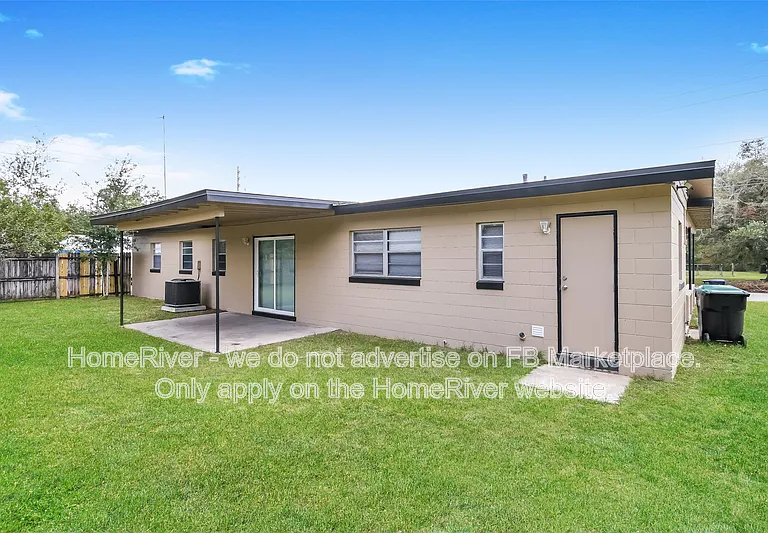 4901 Hernandes Dr — Photo 15