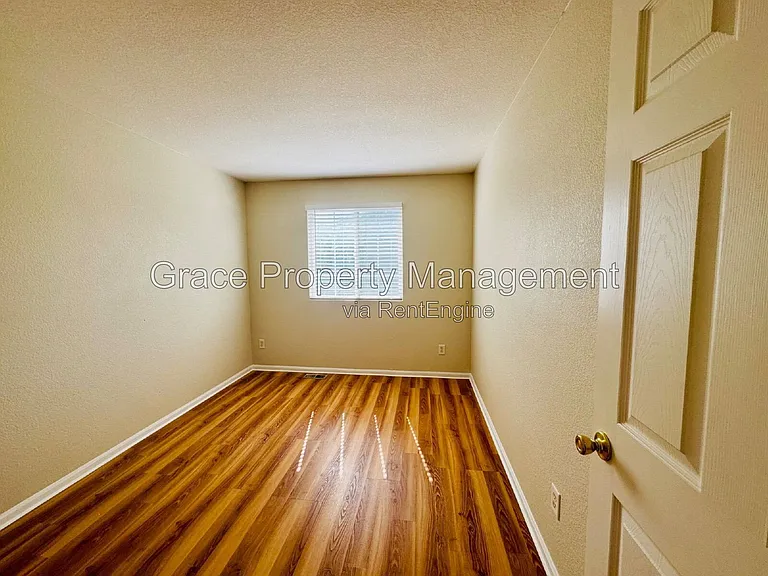 14337 Austin Ct — Photo 10