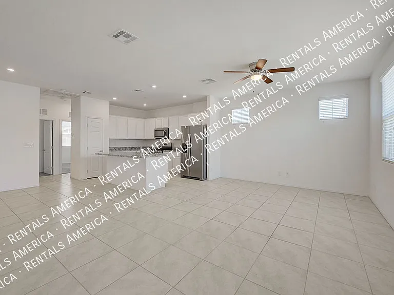 650 Vetiver Ln — Photo 7
