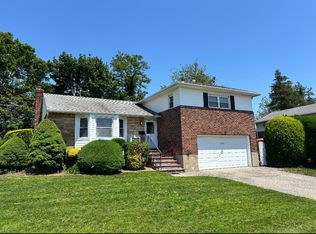 1701 Karen Ln, East Meadow, NY 11554