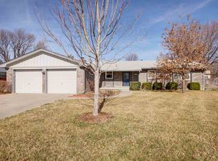 571 N Parallel Dr, Andover, KS 67002