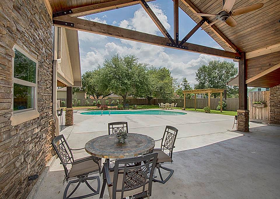 1st image of 1107 Pine Hollow Dr