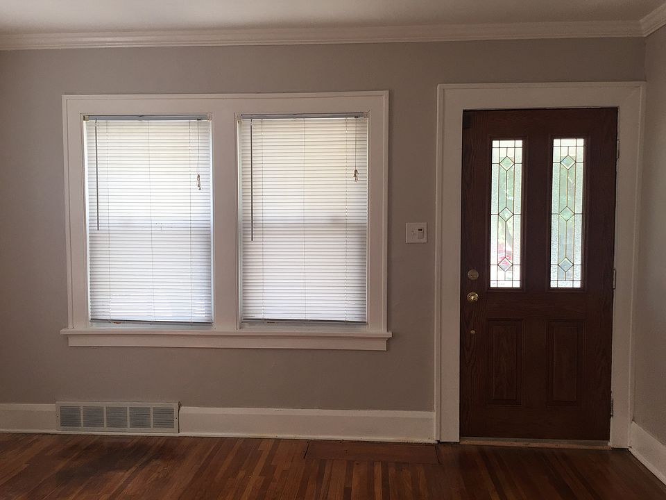 1st image of 2912 Merrimac Blvd