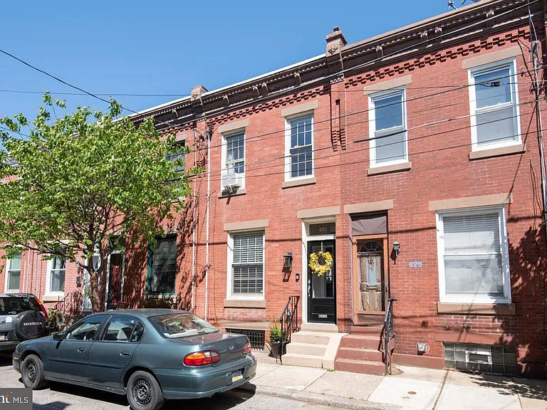 623 Miller St — Photo 1