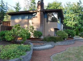 26230 Barrett Rd NE, Kingston, WA 98346