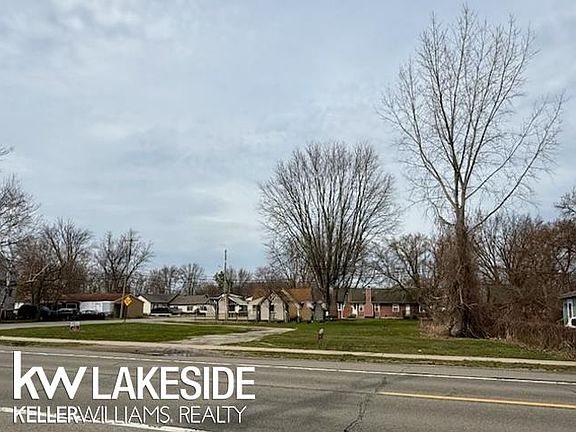 4th image of 5970 Pointe Tremble Rd