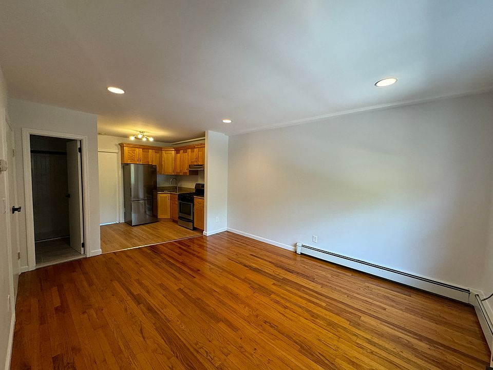 1st image of 283A 14th St #2