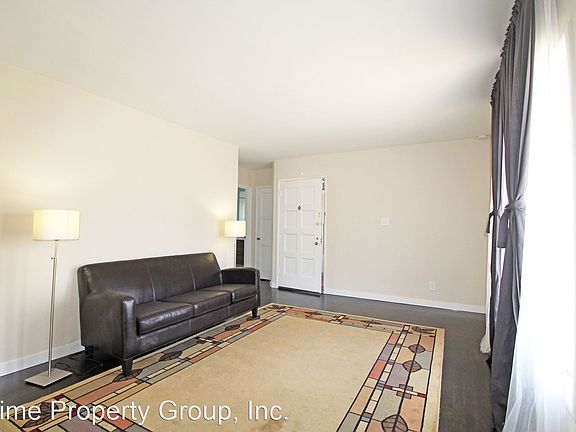 3rd image of 755 34th St #757
