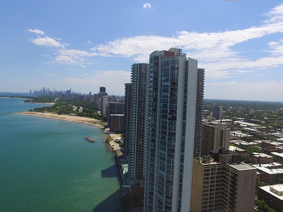 4th image of 6101 N Sheridan Rd Unit 19C