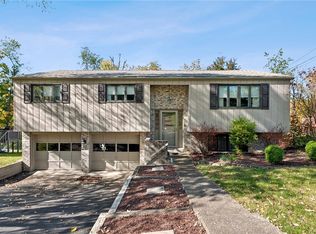 913 Harvard Rd, Monroeville, PA 15146