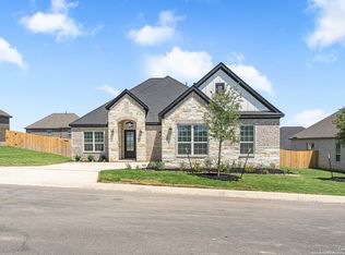 290 Lawrence Drive, Castroville, TX 78009