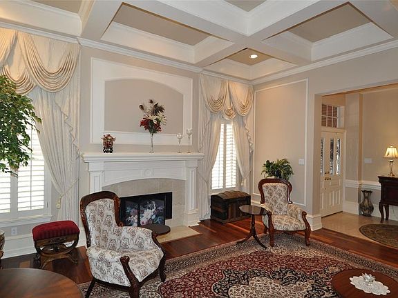 5th image of 3419 Kingsway Ct