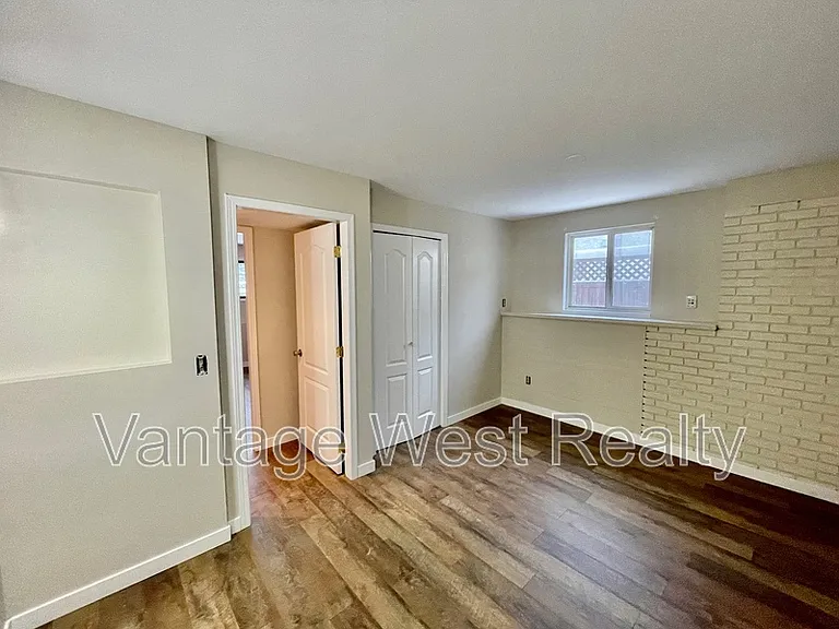 3548 Old Okanagan Hwy #2 — Photo 13