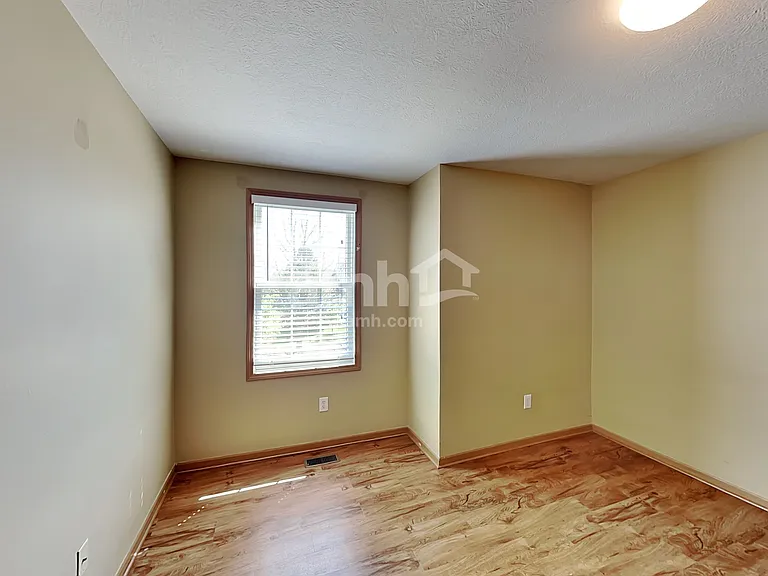2395 Featherwood Dr — Photo 19