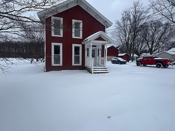 2nd image of 1681 Lake St