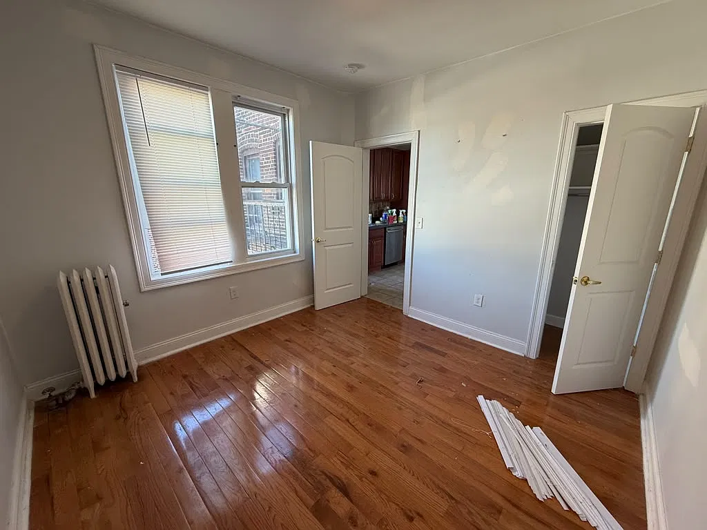 508 67th St — Photo 2