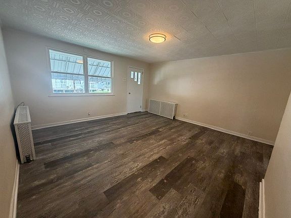 3rd image of 336 Green St