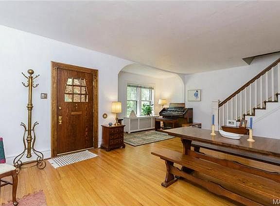 4th image of 6971 Dartmouth Ave