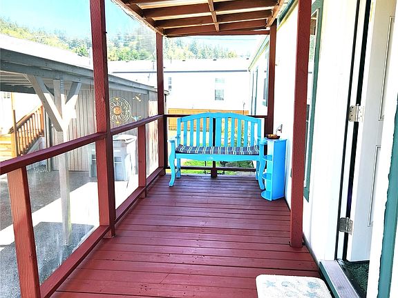 4th image of 5613 113th Avenue E #54
