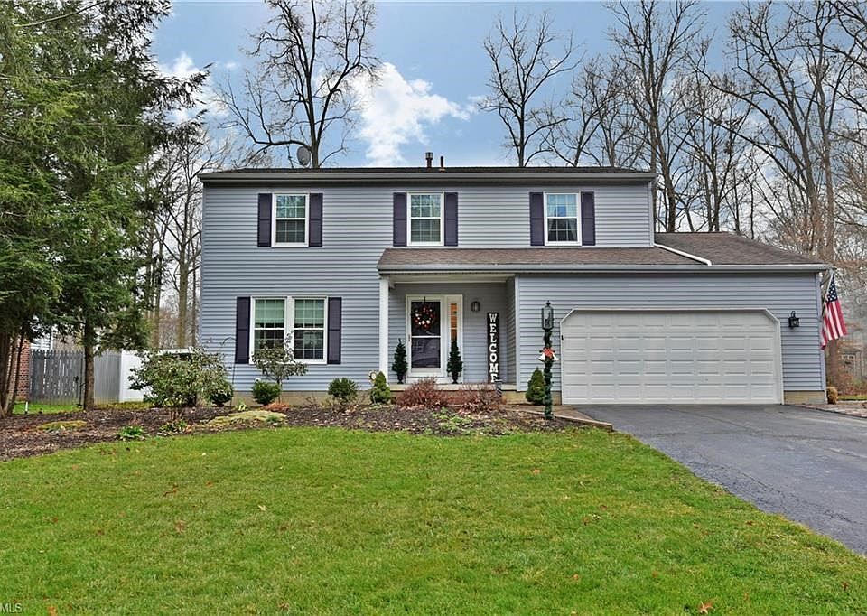 1st image of 9141 Briarbrook Dr NE