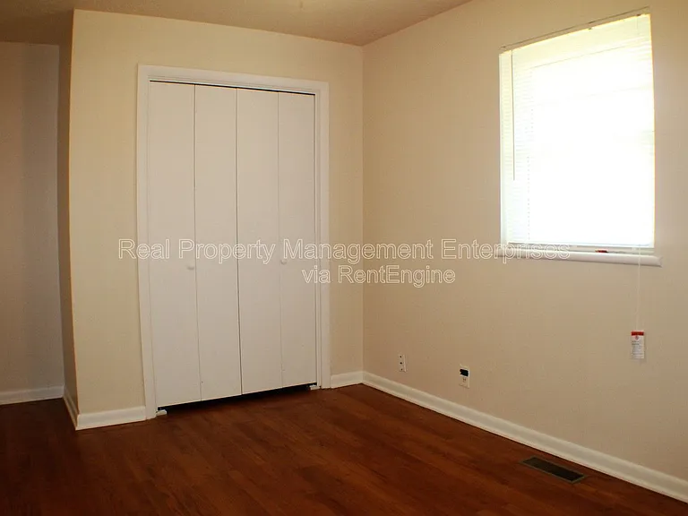 516 Inwood Dr — Photo 11