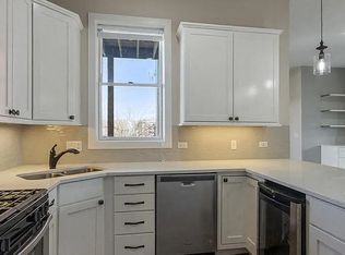 Elston, Chicago, IL 60618