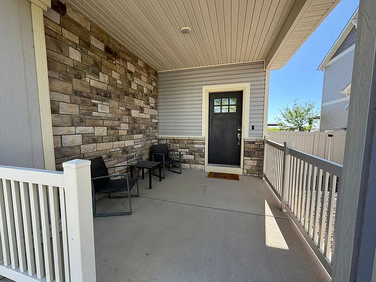 3619 Teakwood Ln — Photo 4