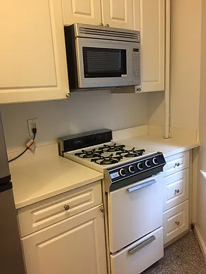 Rented by Sky Management | media 60