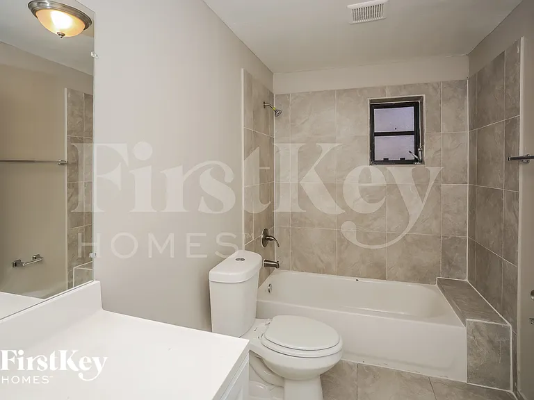 3751 NW 170th St — Photo 9