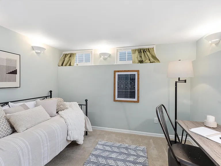 10331 Stone Ave N — Photo 3