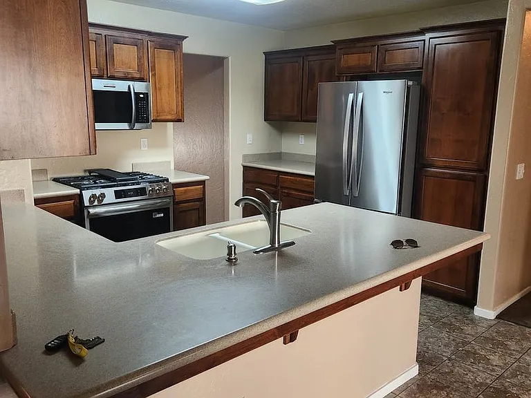2884 Sauvignon St — Photo 3