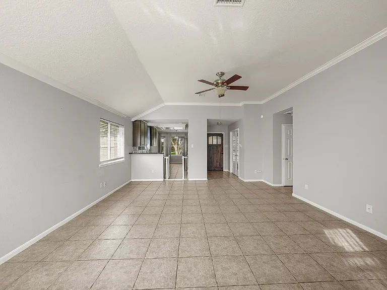 1242 Hunter Wood Dr — Photo 11