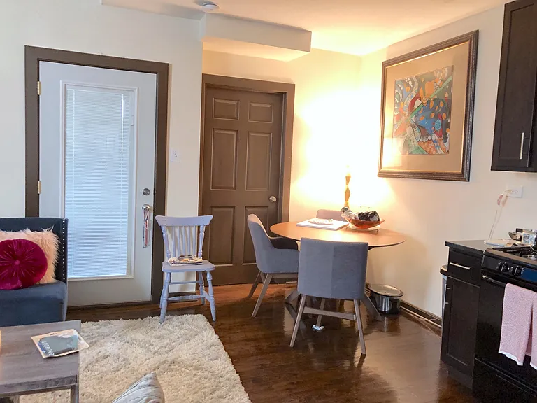 2117 W McLean Ave — Photo 6