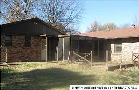 2nd image of 3575 Bryn Mawr Dr