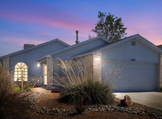 1950 Panay Dr SW, Los Lunas, NM 87031