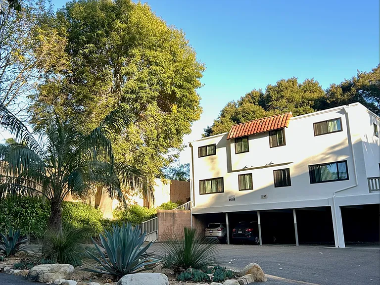 529 W. Victoria - 1236 San Pascual — Photo 27