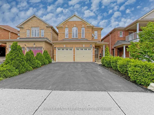 5487 Challenger Dr #Basement, Mississauga, ON L5M 0K4