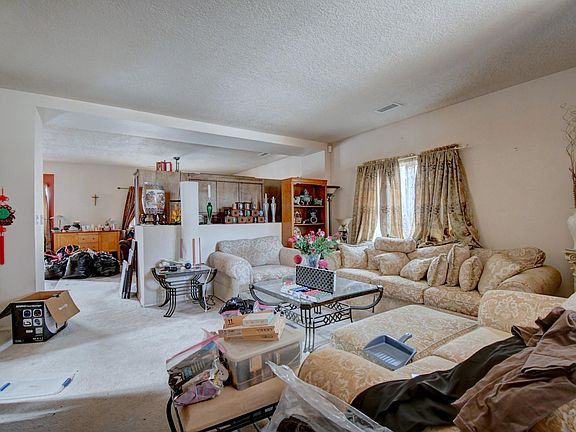 3rd image of 2423 Wexford St NW