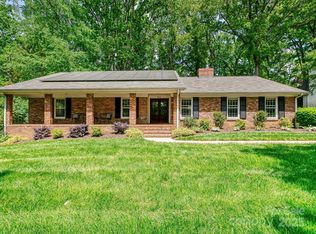 301 Glen Oaks Rd, Charlotte, NC 28270