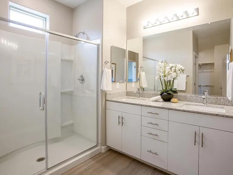 The Carson Townhomes — Photo 20