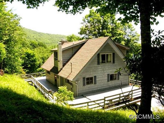 3rd image of 239 Unakite Ln
